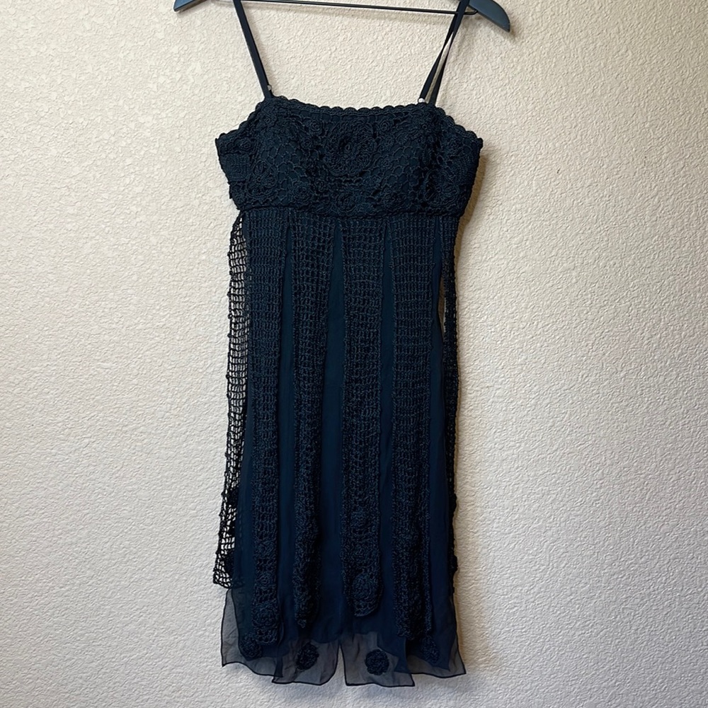Cache NWT silk blend flowy crochet detail dress size 4